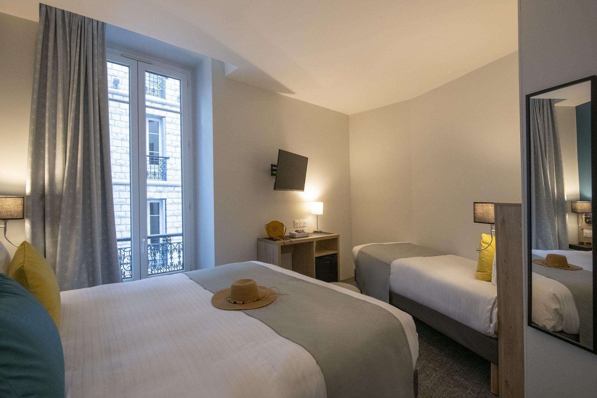 Hotel Bristol